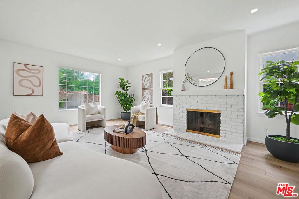 MLS #26834419 image #0