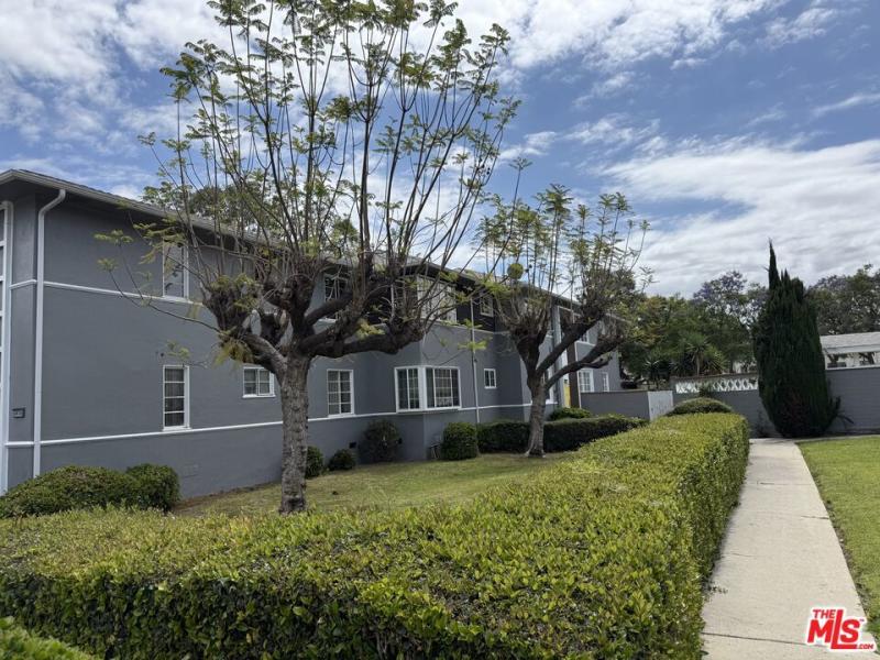 4034 Abourne RD #A Los Angeles CA 90008 | MLS #26834621 45 MLS #26834621 image #0