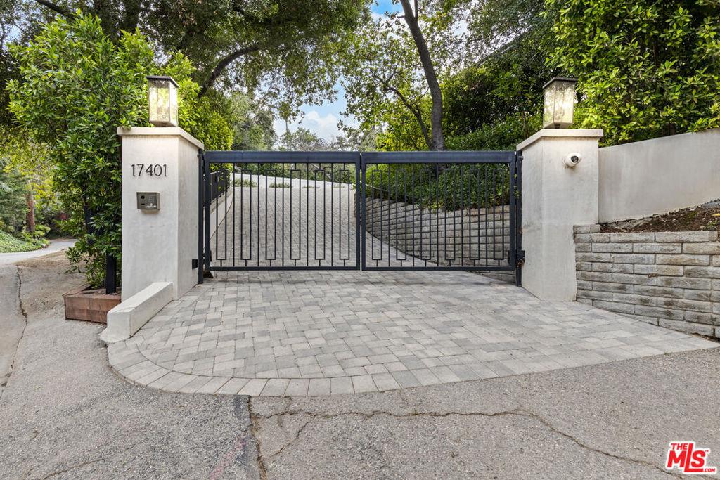 MLS #26834909 image #0