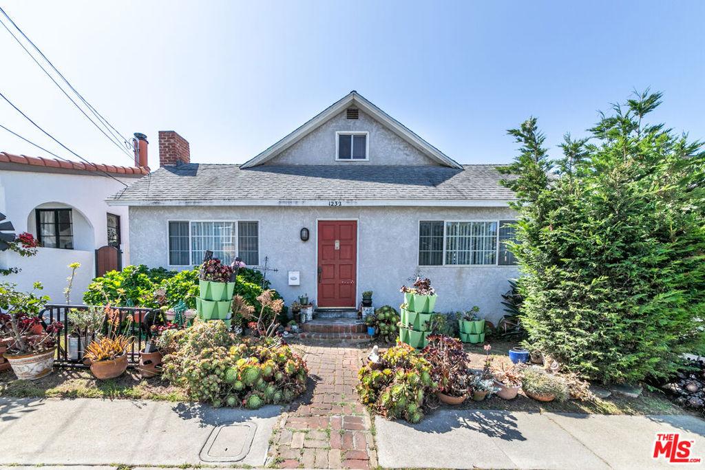 1232 1st ST Hermosa Beach CA 90254 | MLS #26835137 45 MLS #26835137 image #0