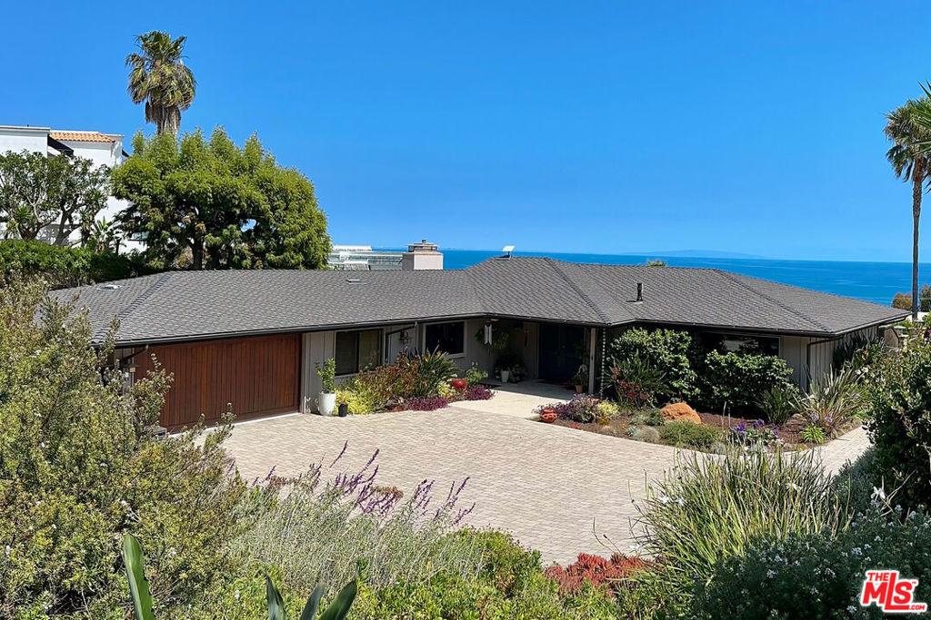 6306 Via Cataldo ST Malibu CA 90265 | MLS #26835337 45 MLS #26835337 image #0