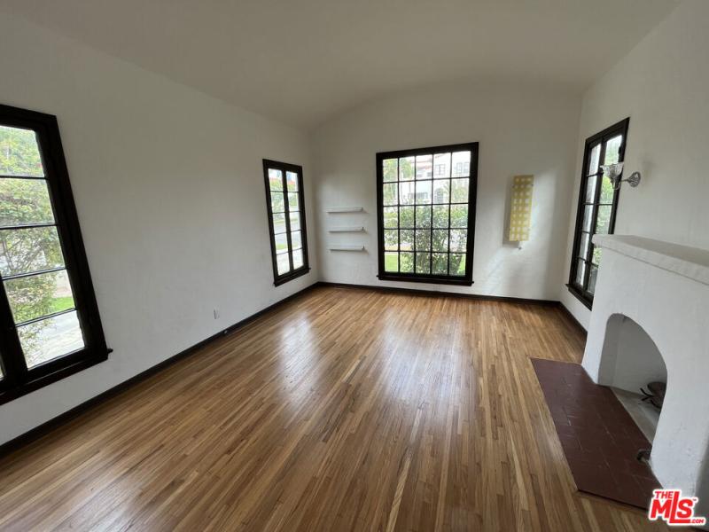 MLS #26836981 image #0