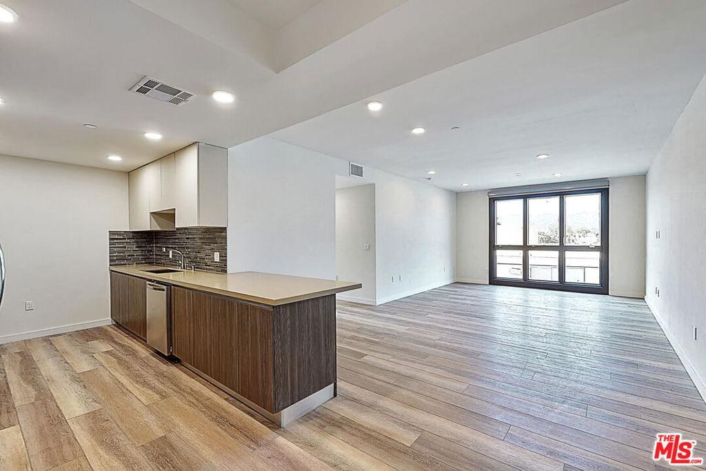 MLS #26837199 image #0