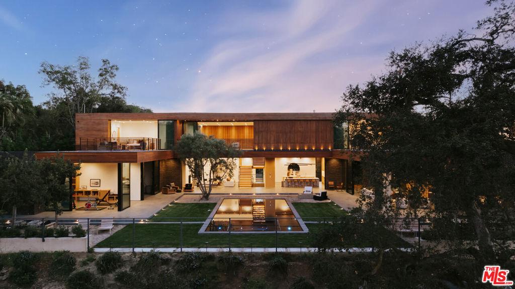 MLS #25505925 image #0