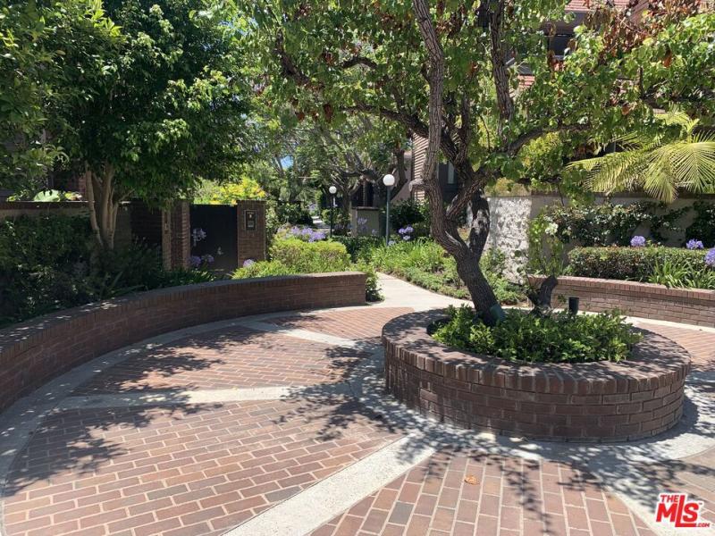 4535 Alla RD #1 Marina del Rey CA 90292 | MLS #26839183 45 MLS #26839183 image #0