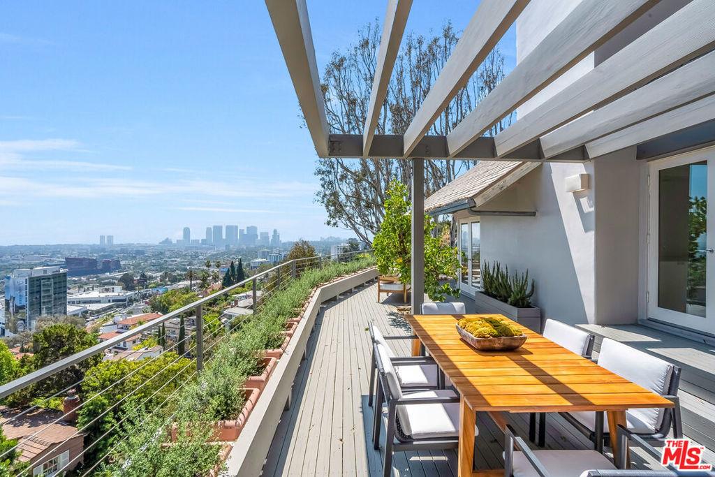 MLS #26840561 image #0