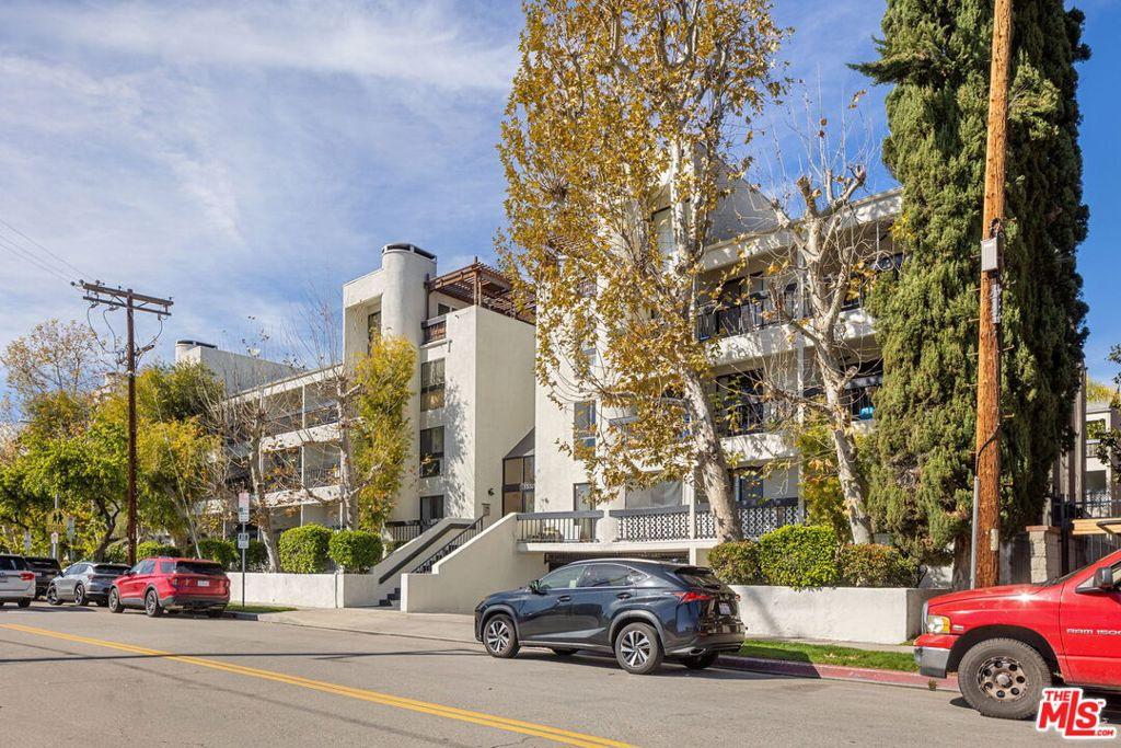 15325 Magnolia BL #108 Sherman Oaks CA 91403 | MLS #26840897 45 MLS #26840897 image #0
