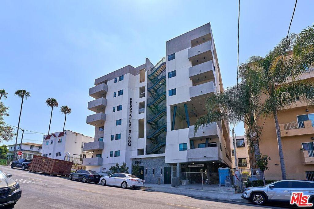 1047 Fedora ST #602 Los Angeles CA 90006 | MLS #26840961 41 MLS #26840961 image #0
