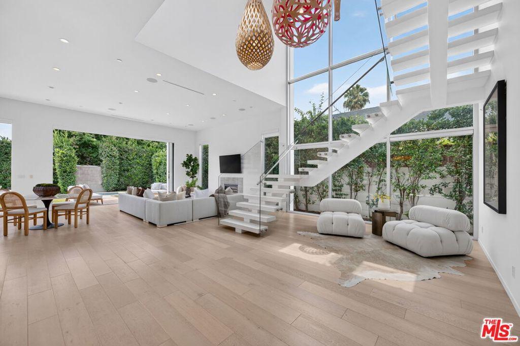 MLS #26841397 image #0