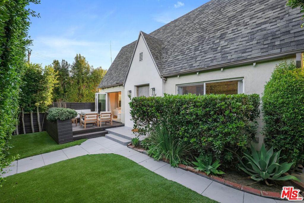 MLS #26841697 image #0