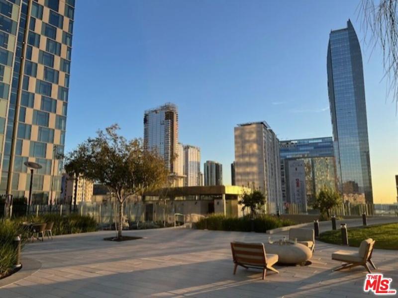 889 Francisco ST #710 Los Angeles CA 90017 | MLS #26842089 45 MLS #26842089 image #0