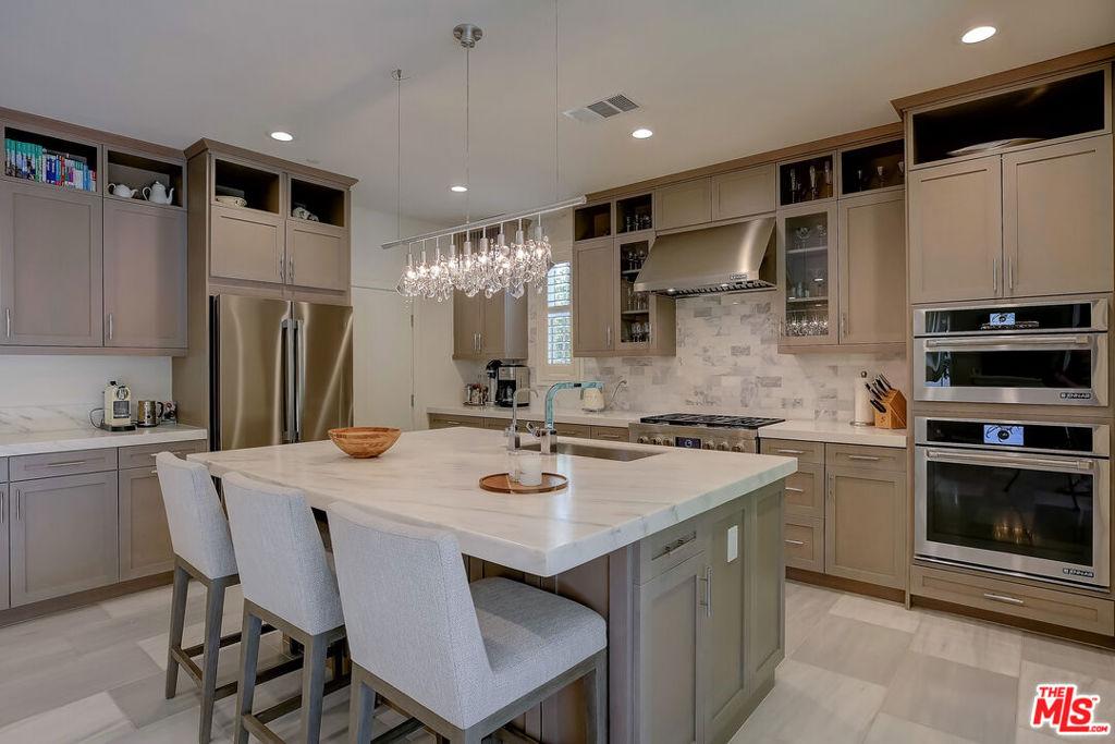MLS #26842413 image #0