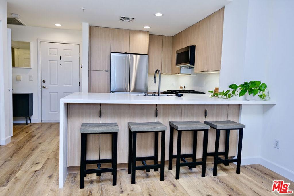 MLS #26842587 image #0