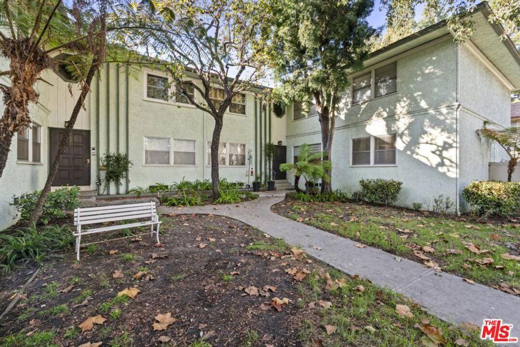 5825 Bowcroft ST #1 Los Angeles CA 90016 | MLS #26842499 83 MLS #26842499 image #0