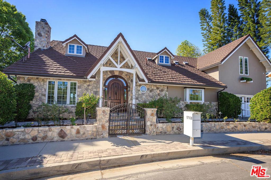 MLS #26842915 image #0