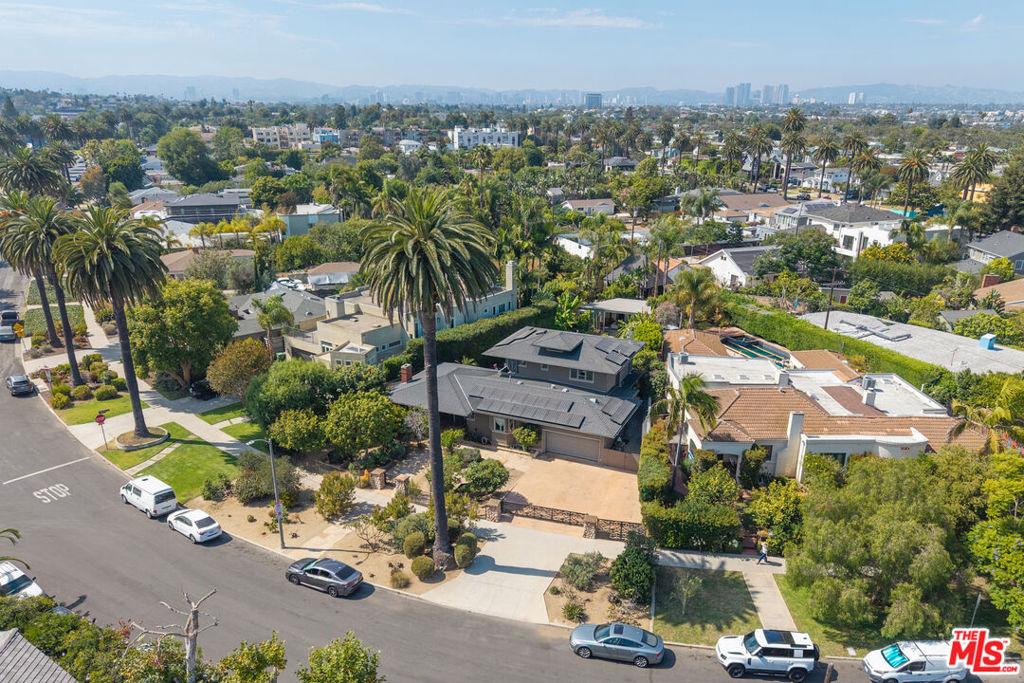 11835 S South Park AV Los Angeles CA 90066 | MLS #26843395 45 MLS #26843395 image #0