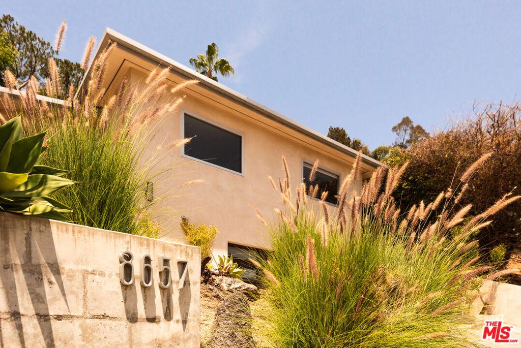 8657 Metz PL West Hollywood CA 90069 | MLS #26843451 45 MLS #26843451 image #0