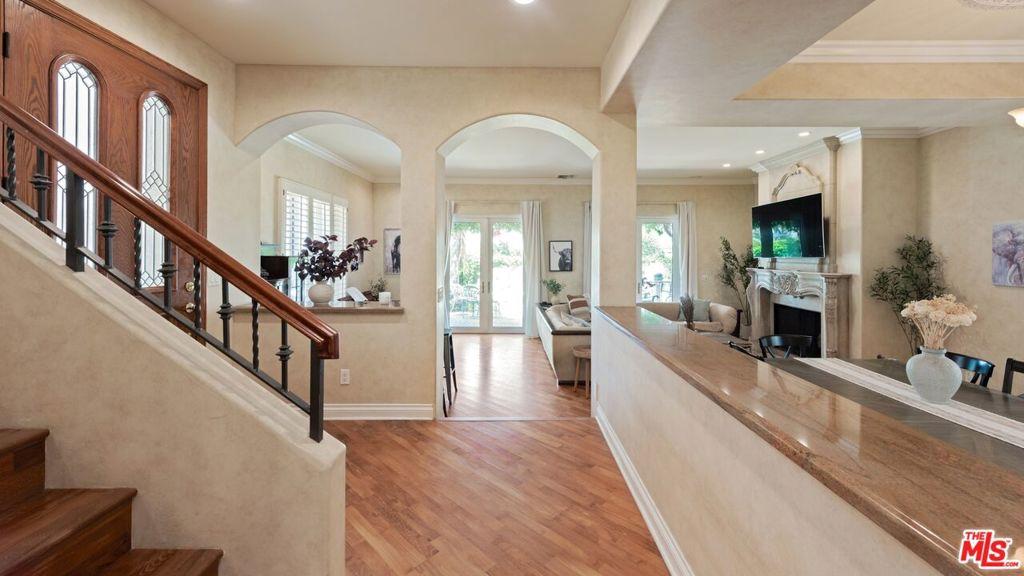 MLS #26843515 image #0