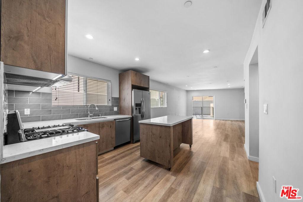 MLS #26844403 image #0