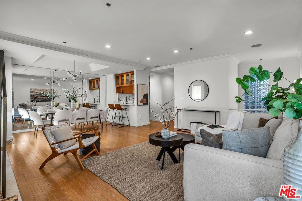 10664 Wilkins AV #202 Los Angeles CA 90024 | MLS #26844457 45 MLS #26844457 image #0