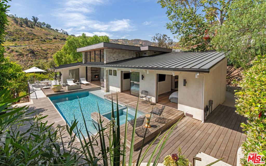 MLS #26845029 image #0