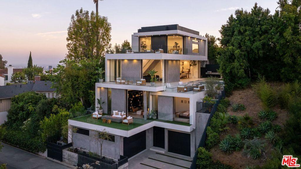 MLS #26845391 image #0