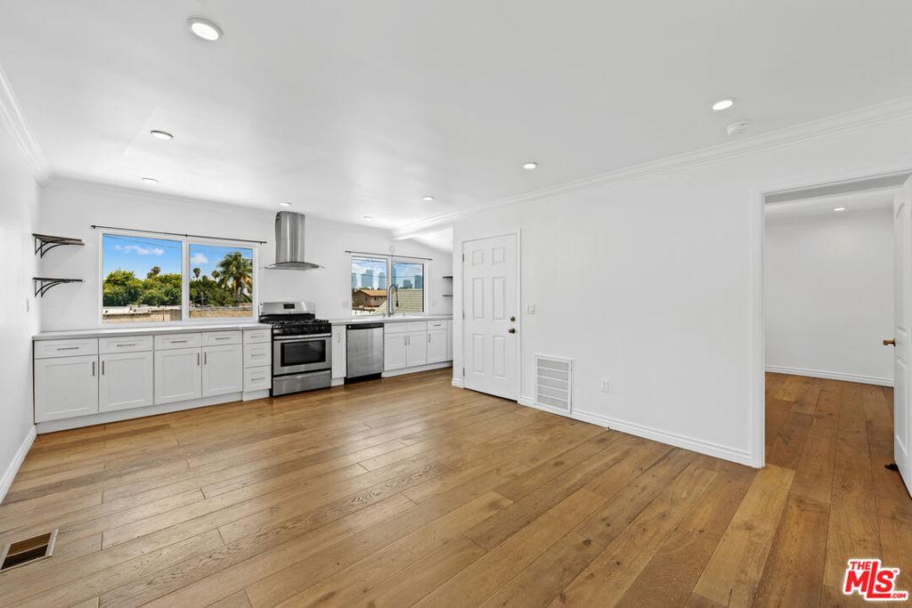 MLS #26846339 image #0