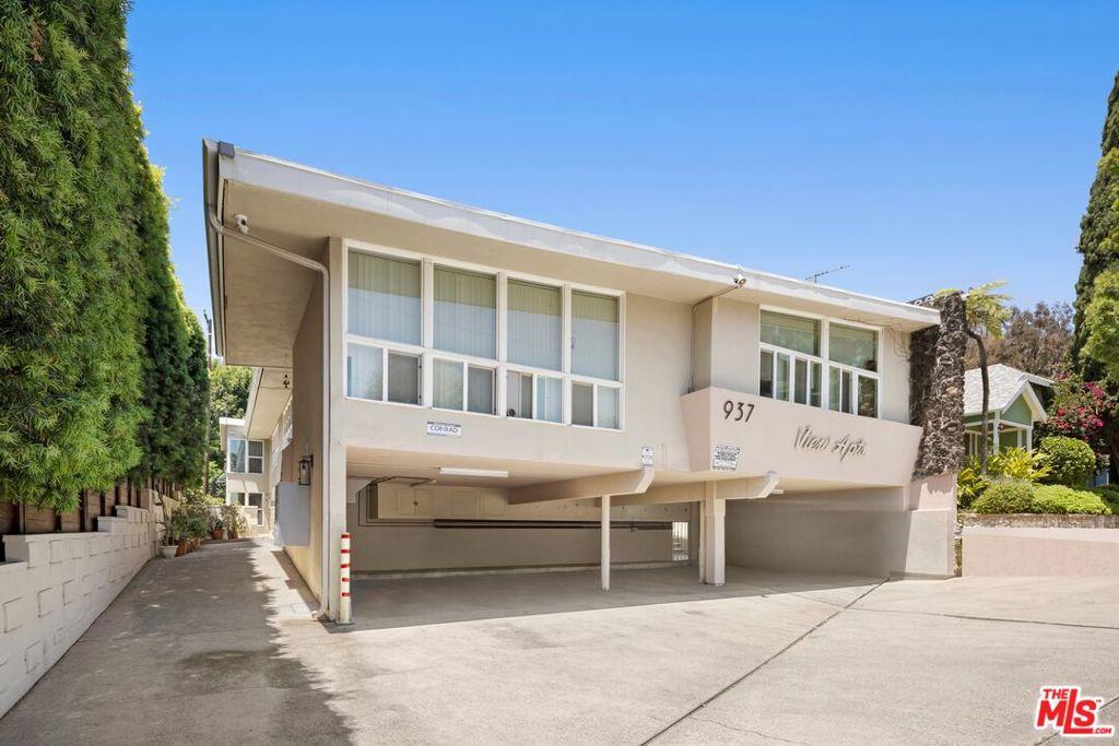 937 Hilldale AV West Hollywood CA 90069 | MLS #26847091 45 MLS #26847091 image #0