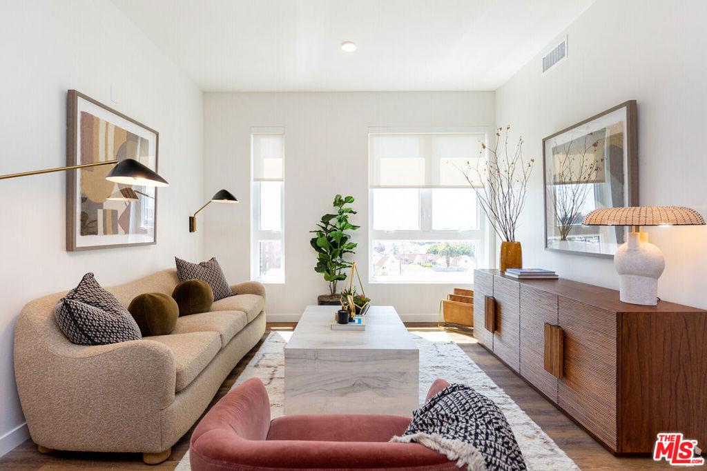 MLS #26847207 image #0