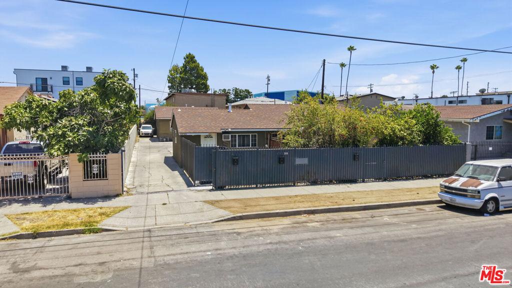 MLS #26847369 image #0