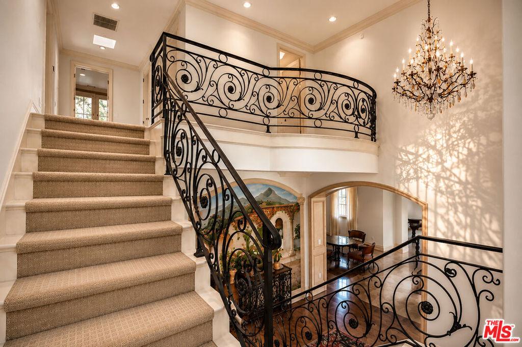 MLS #26847505 image #0