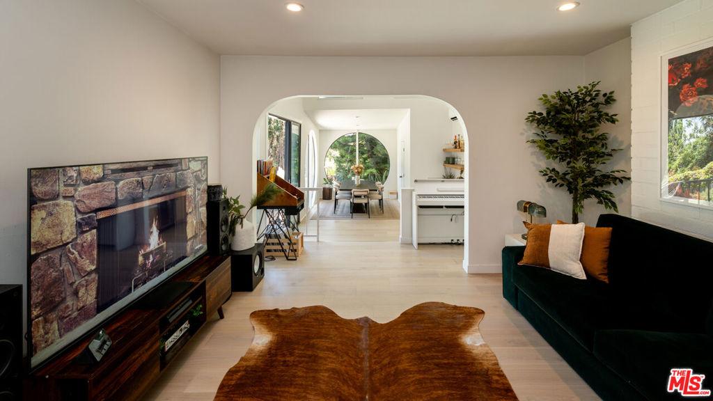 MLS #26847765 image #0