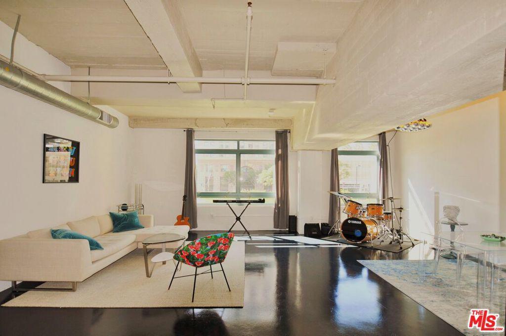 849 S Broadway #M9 Los Angeles CA 90014 | MLS #26849037 45 MLS #26849037 image #0