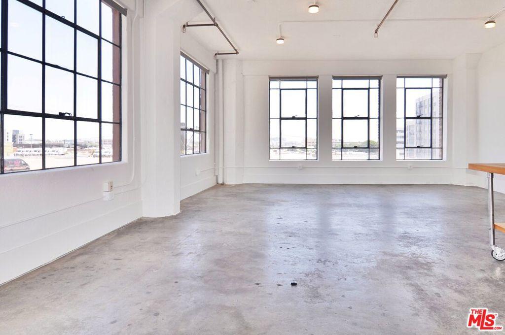 MLS #26849087 image #0