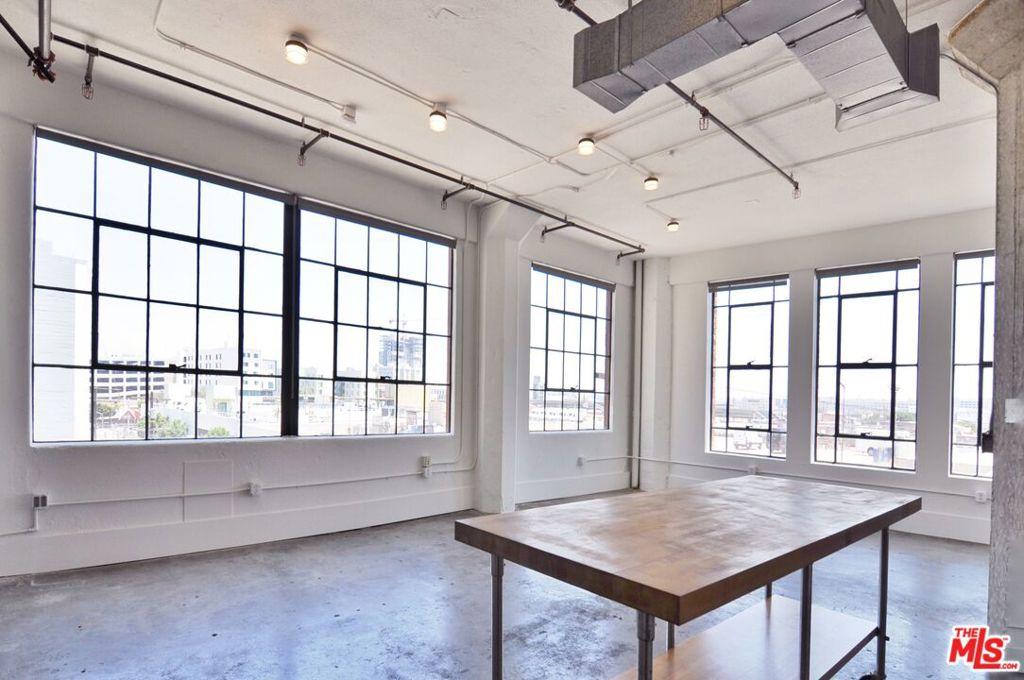 MLS #26849087 image #0