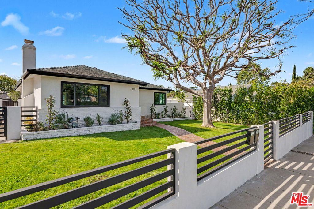 2831 Overland AV Los Angeles CA 90064 | MLS #26661113 87 MLS #26661113 image #0