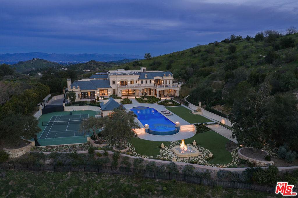 MLS #26849337 image #0