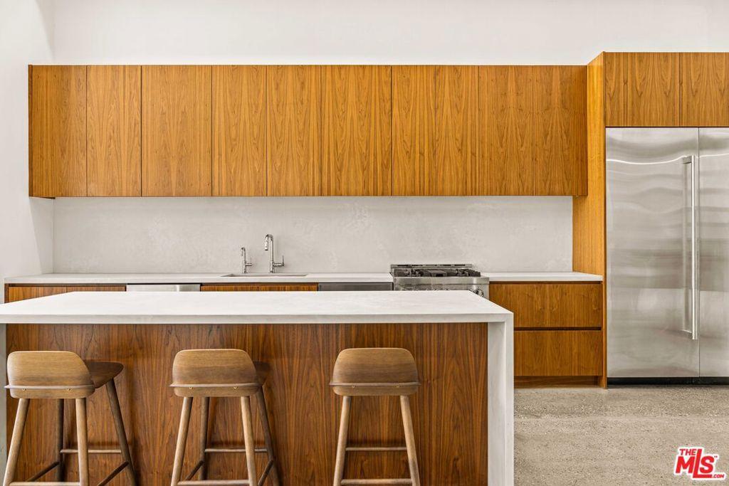 MLS #26849475 image #0