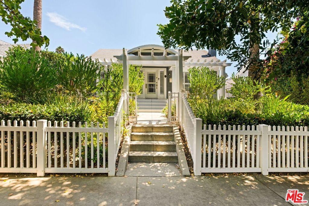 MLS #26850037 image #0