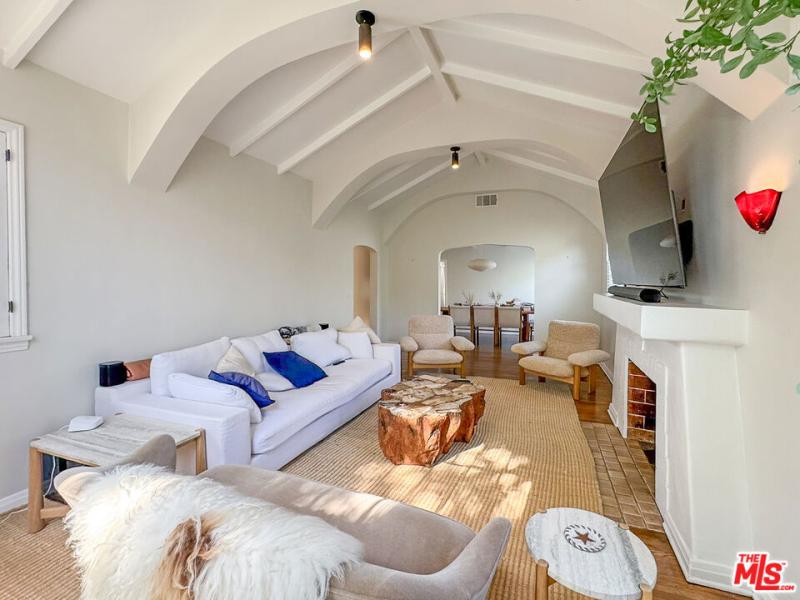 345 Westbourne DR Los Angeles CA 90048 | MLS #26850661 45 MLS #26850661 image #0