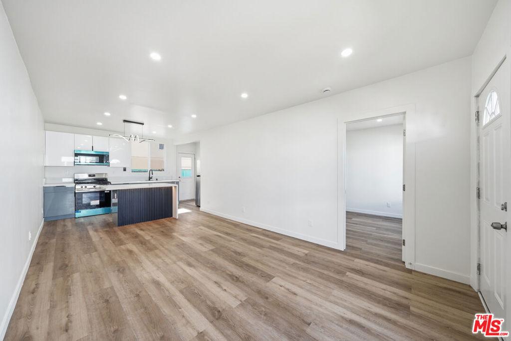 MLS #26850889 image #0