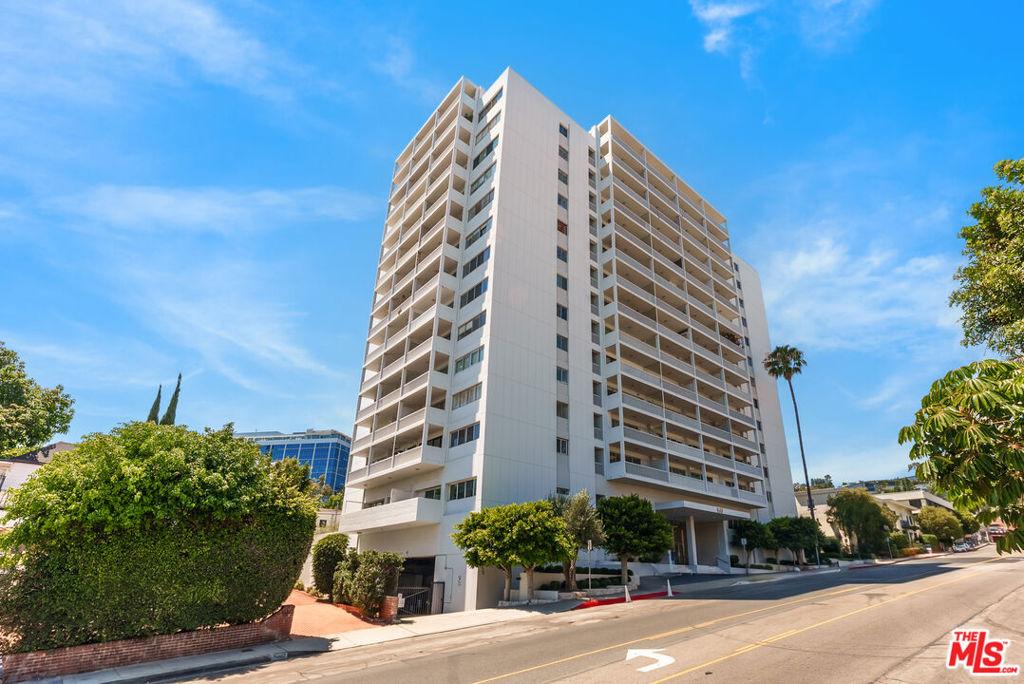 999 N Doheny DR #211 West Hollywood CA 90069 | MLS #26851427 45 MLS #26851427 image #0