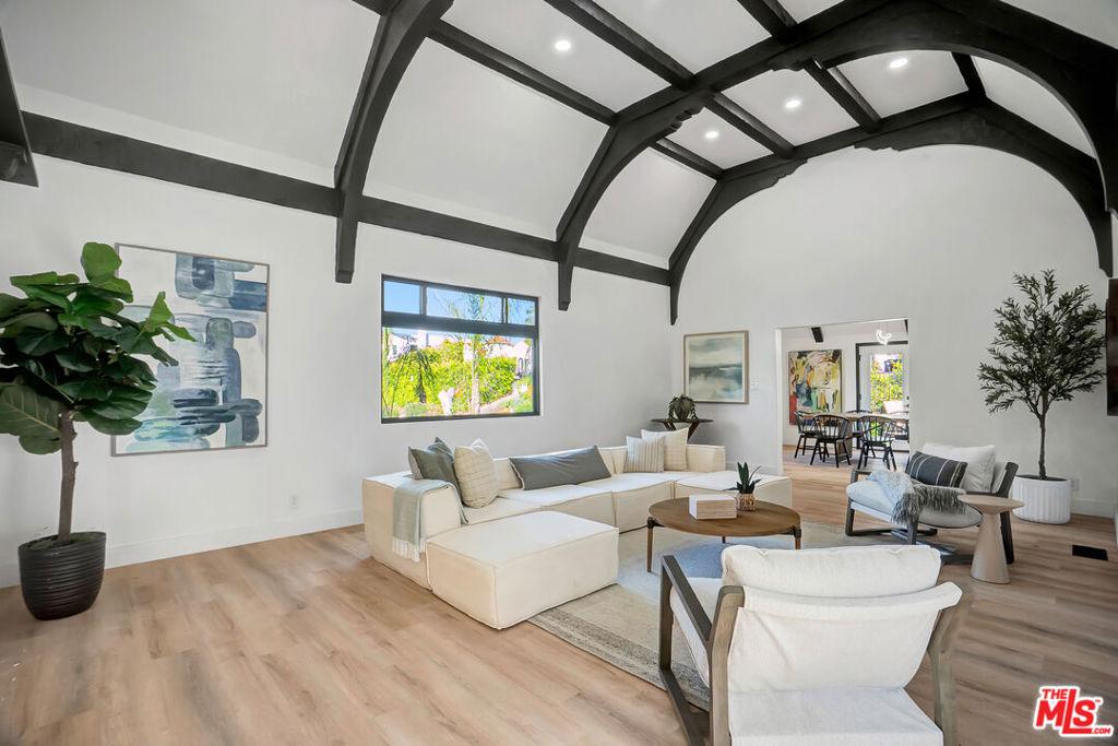 MLS #26851579 image #0