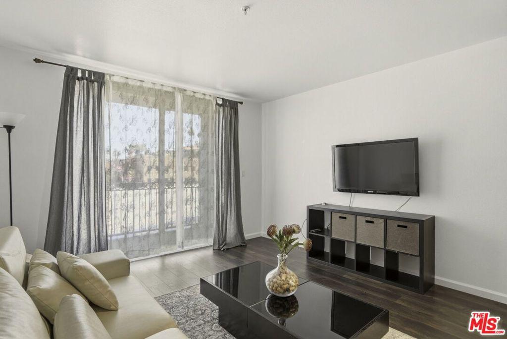 3740 Santa Rosalia DR #223 Los Angeles CA 90008 | MLS #26851655 45 MLS #26851655 image #0