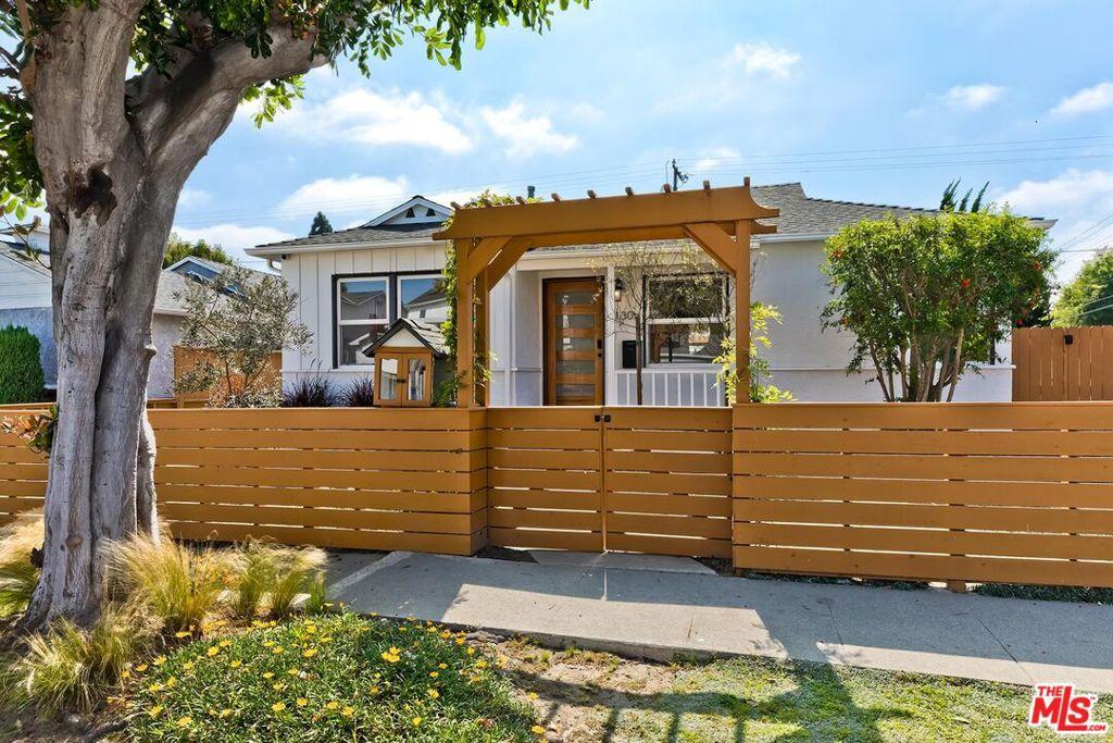 MLS #26851695 image #0