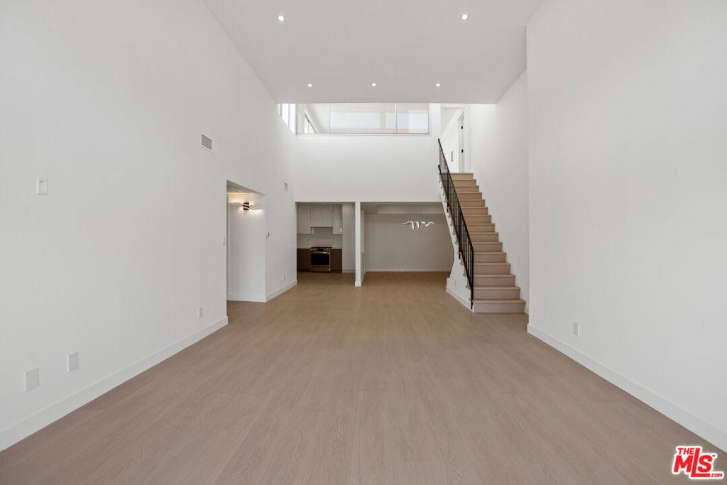MLS #26851807 image #0