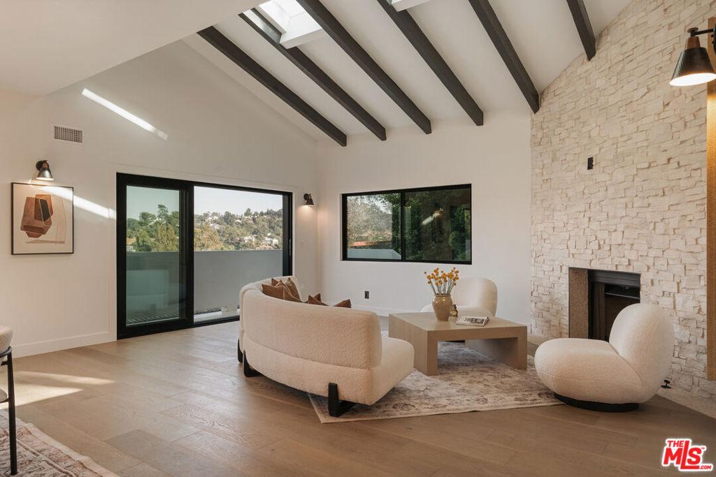 MLS #26851893 image #0