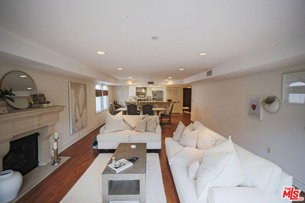 MLS #26851907 image #0