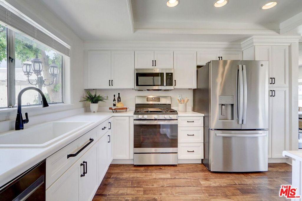 MLS #26852755 image #0