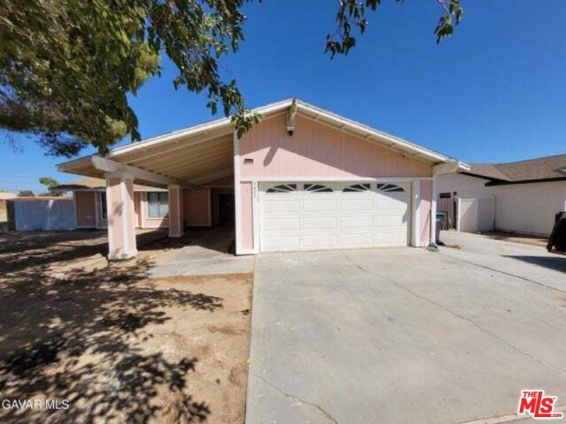 MLS #26852895 image #0
